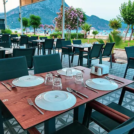 Mithat Hotel